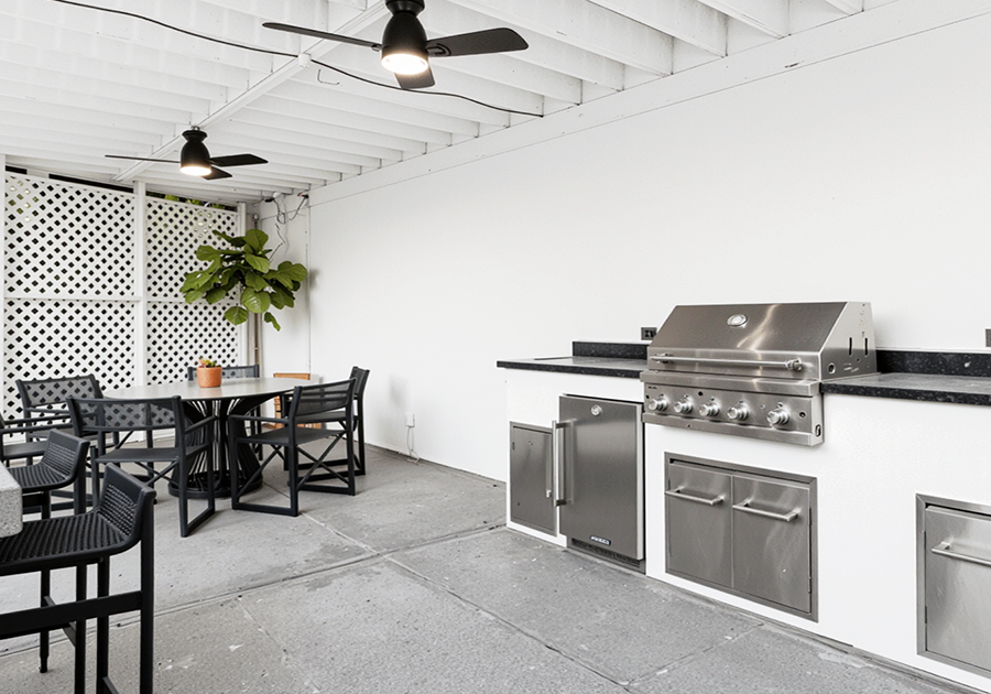 DG Custom Construction expertise interior renovation Los Angeles CA